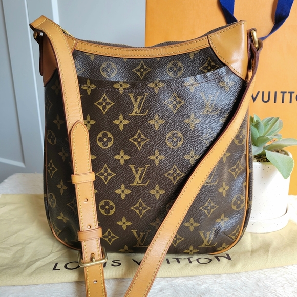 💕DISCONTINUED Very Rare Crossbody LOUIS VUITTON Odeon PM Monogram - Picture 5 of 16